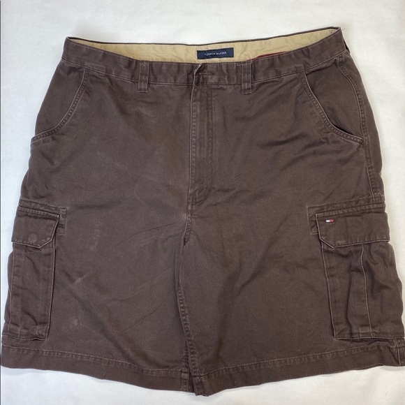 TOMMY HILFIGER CARGO SHORTS size 40 - Picture 2 of 5